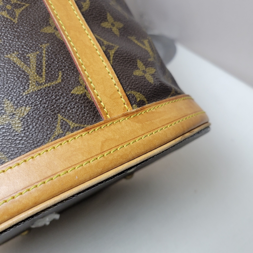 Authentic Louis Vuitton large monogram bucket bag - Picture 7 of 16